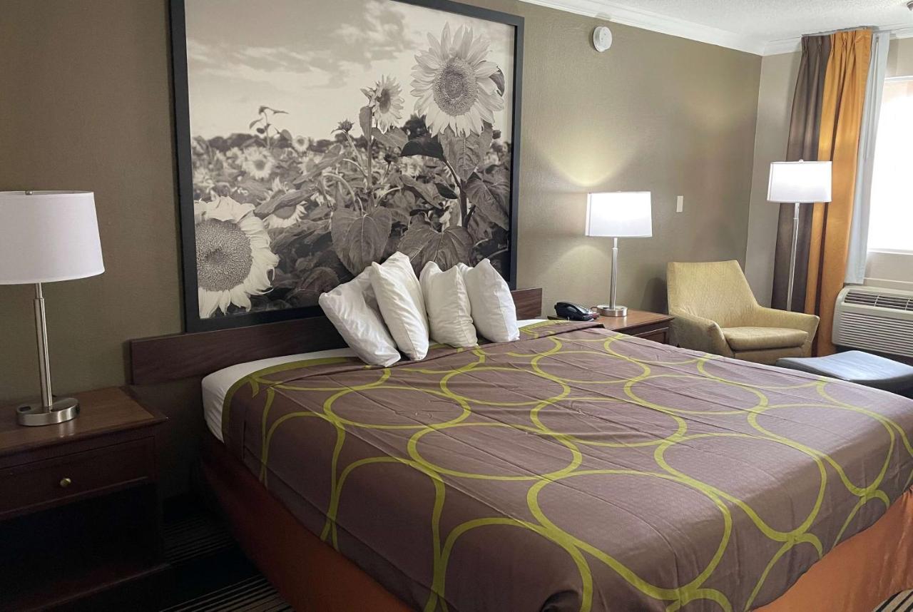 ซูเปอร์ 8 บาย วินด์แฮม จังก์ชันซิตี้ Hotel จังค์ชันซิตี้ ภายนอก รูปภาพ