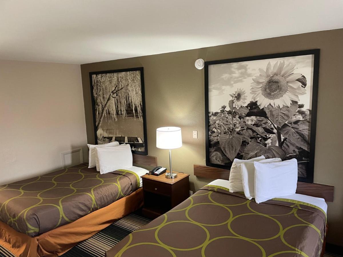 ซูเปอร์ 8 บาย วินด์แฮม จังก์ชันซิตี้ Hotel จังค์ชันซิตี้ ภายนอก รูปภาพ